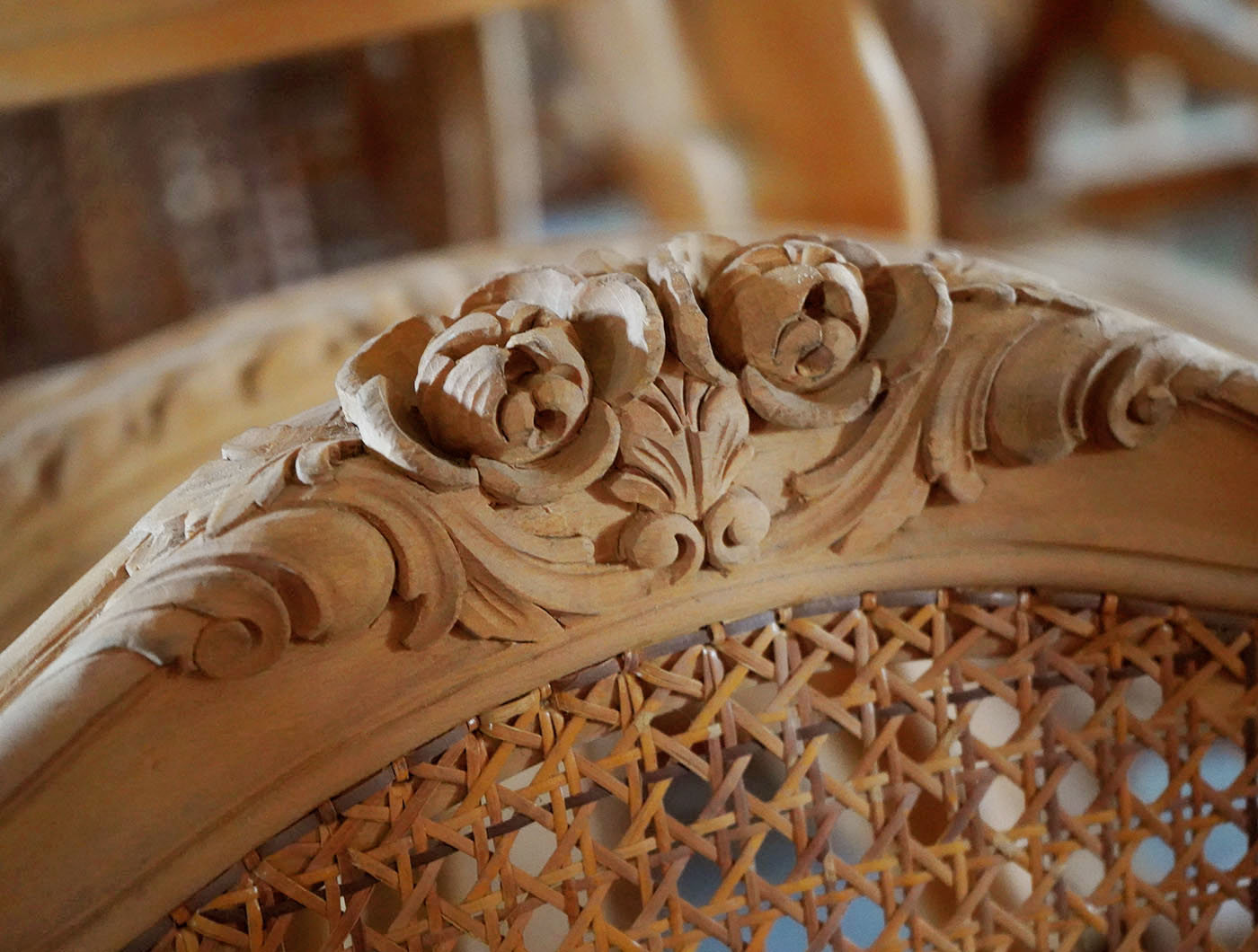 hand carved french Louis XV chair | P.& G. Cugini Lanzani